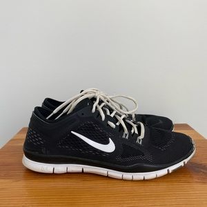 Nike black Free TR Fit 4 running shoes